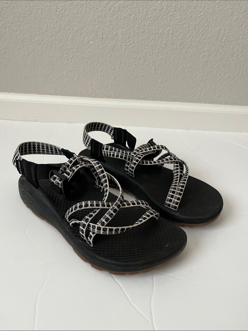 Chaco Black Strappy Outdoor Women’s Sandals